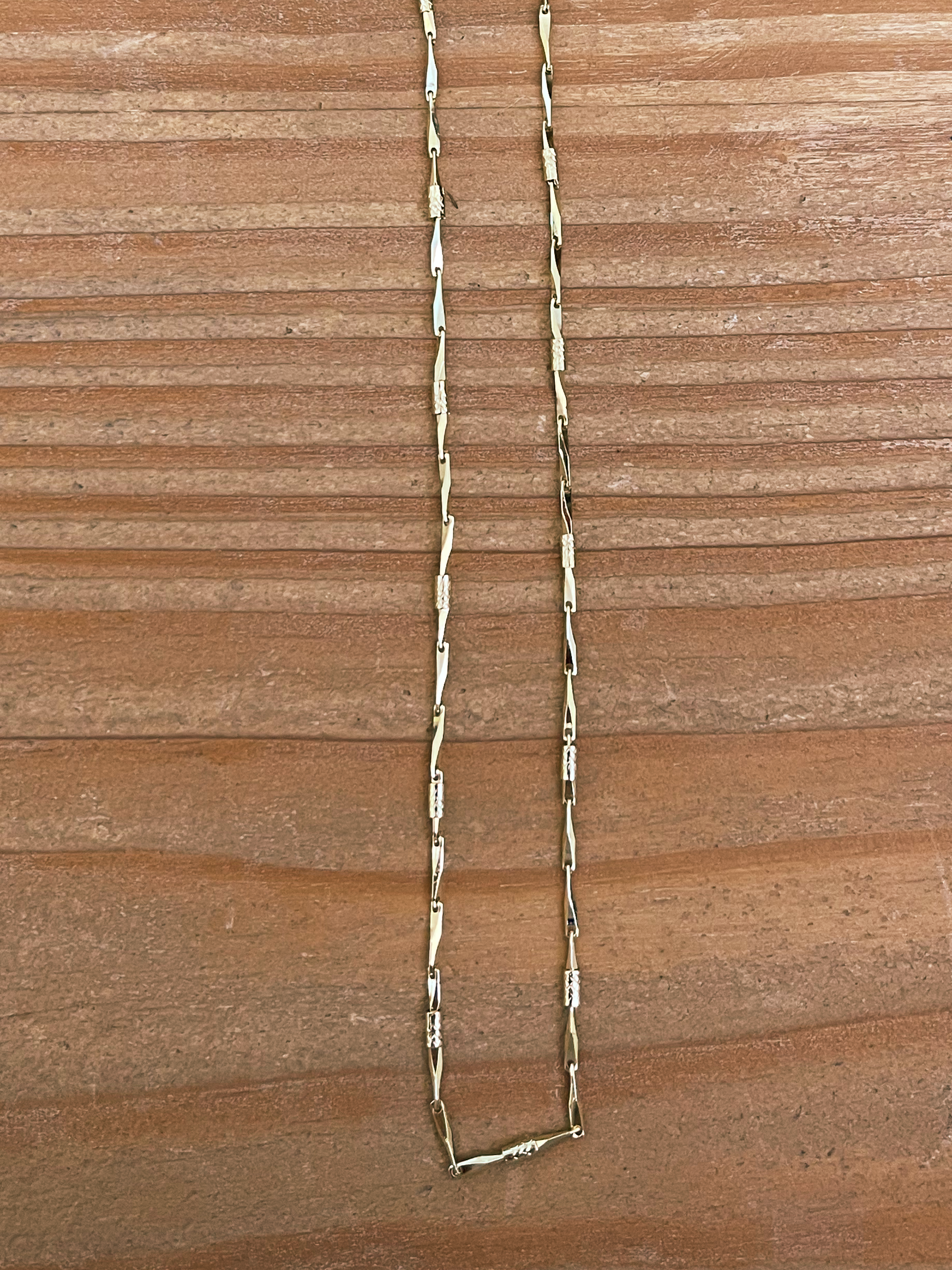 Arrow Gold Necklace
