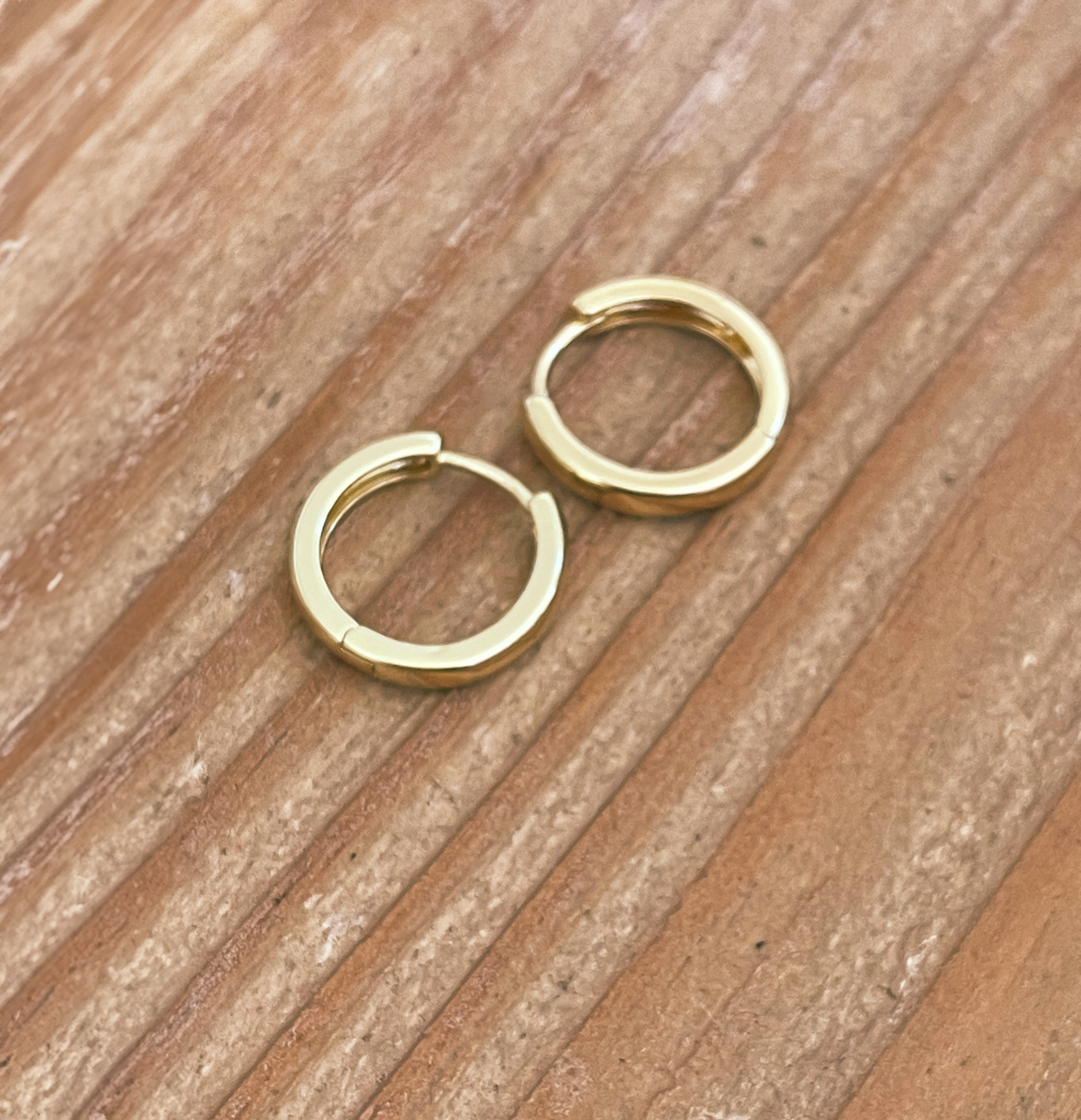 Gold Shape Earings