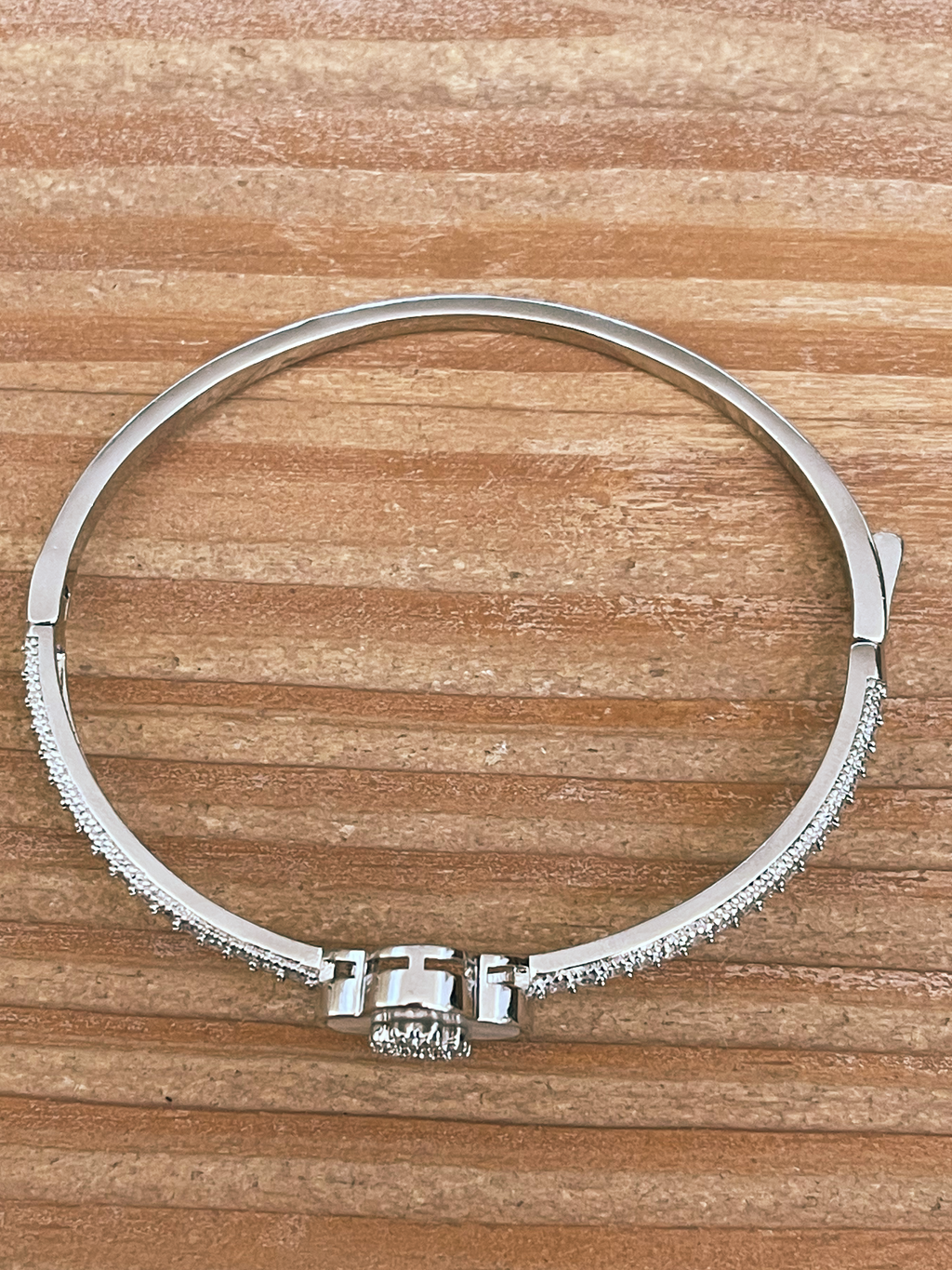 Lucky Sliver Clove Bracelet