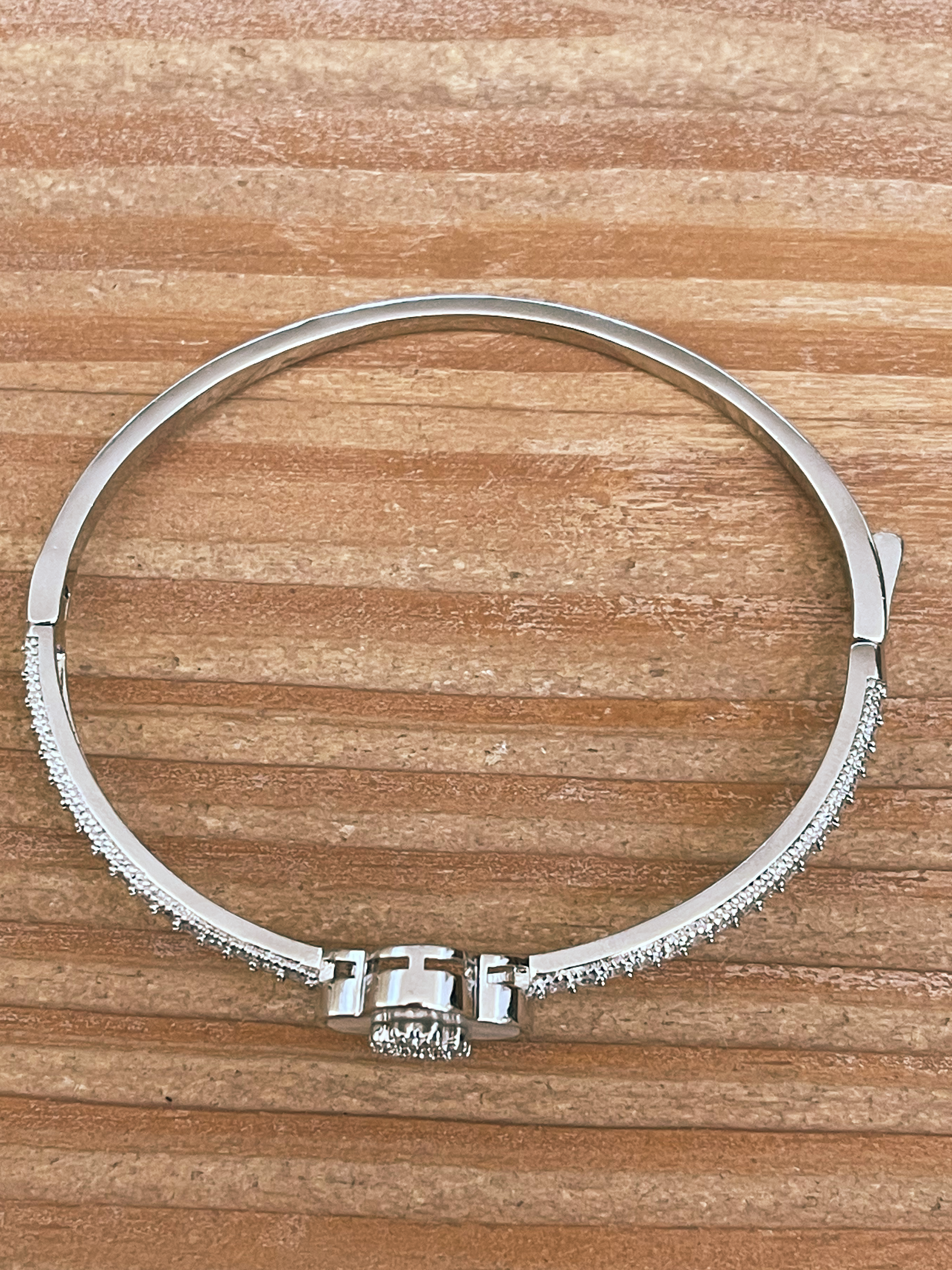 Lucky Sliver Clove Bracelet